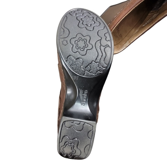 Dansko Ingrid Mule Clog Shoes Womens 39 EU 8.5 Brown Leather Embossed Never Worn - Picture 12 of 15